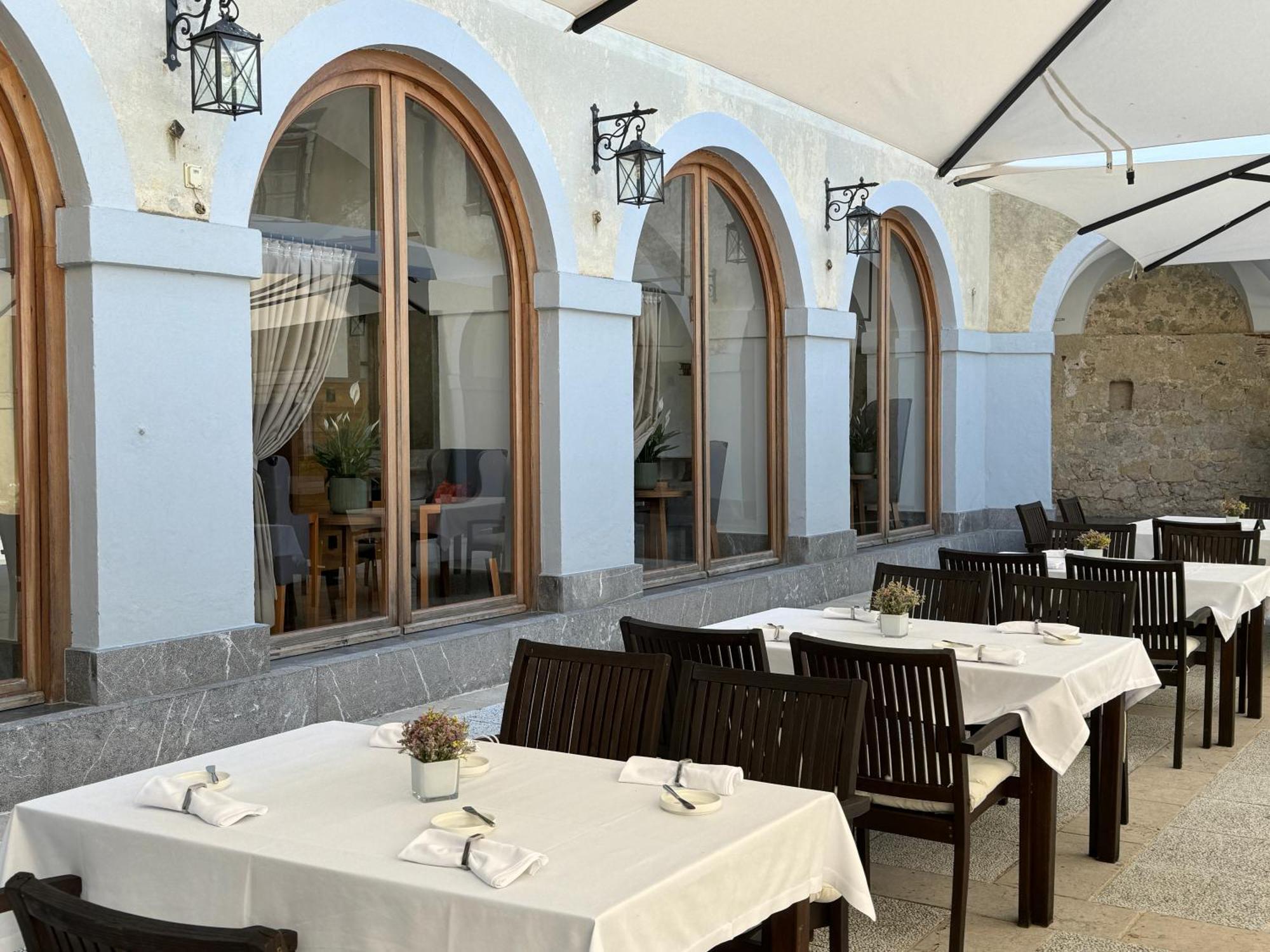 Hotel Grad Otocec - Relais Chateaux Екстериор снимка