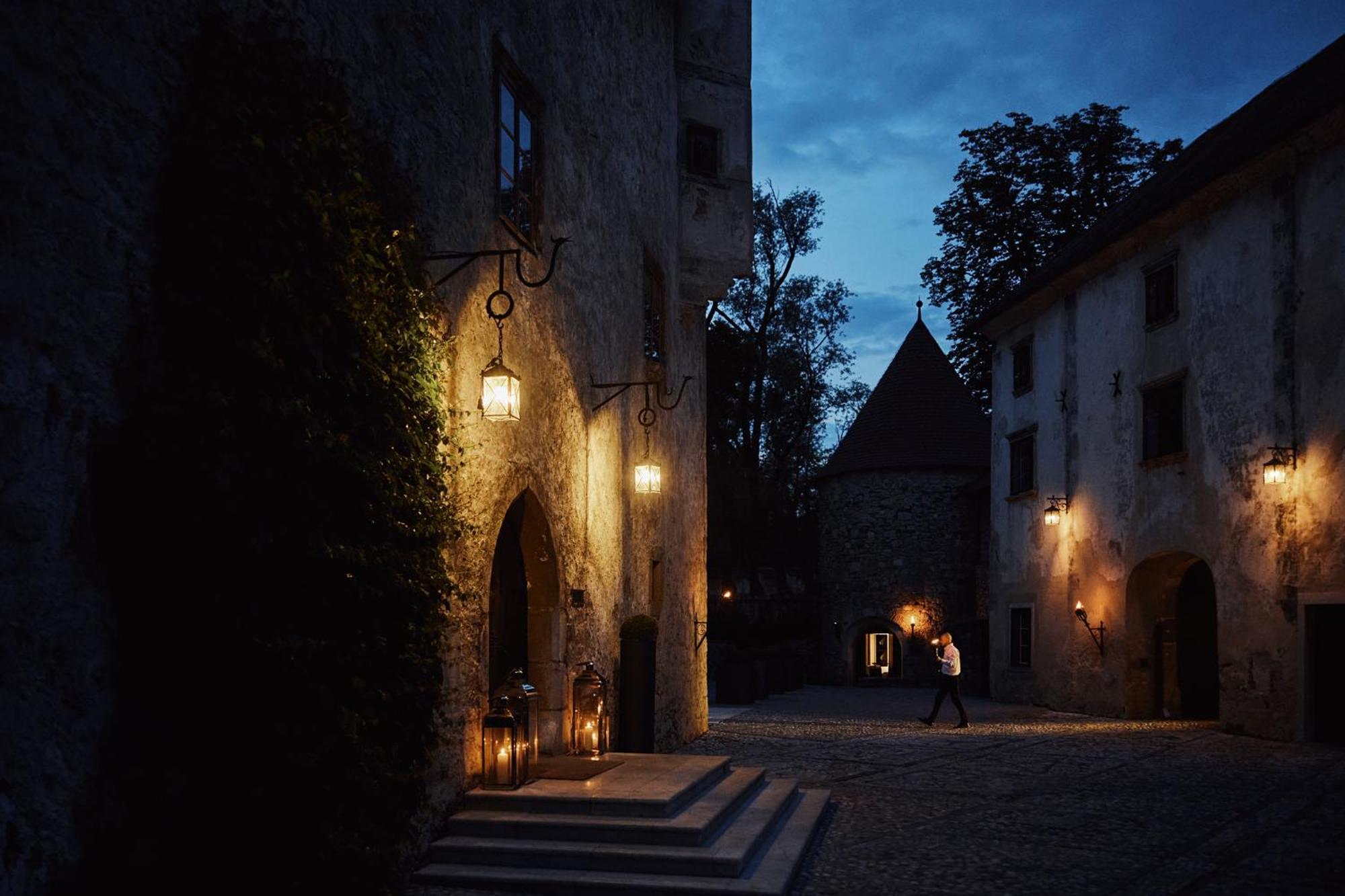 Hotel Grad Otocec - Relais Chateaux Екстериор снимка