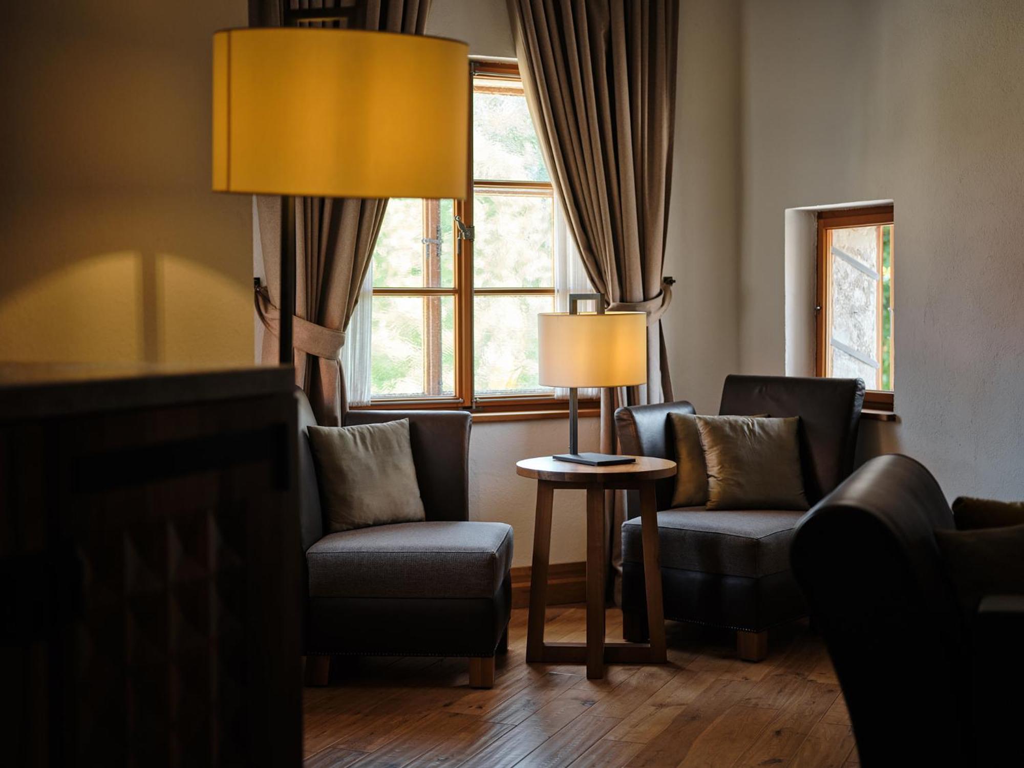 Hotel Grad Otocec - Relais Chateaux Стая снимка