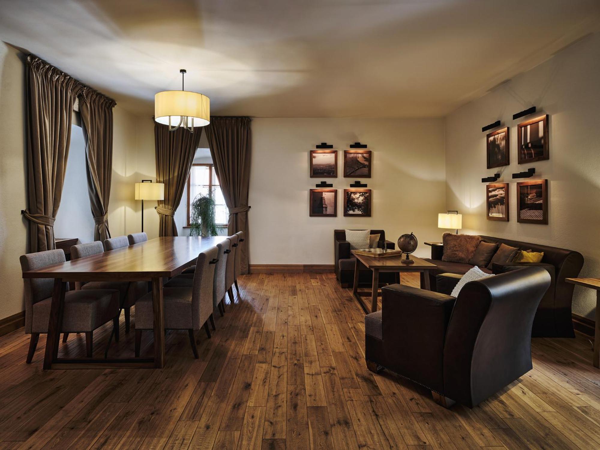 Hotel Grad Otocec - Relais Chateaux Стая снимка