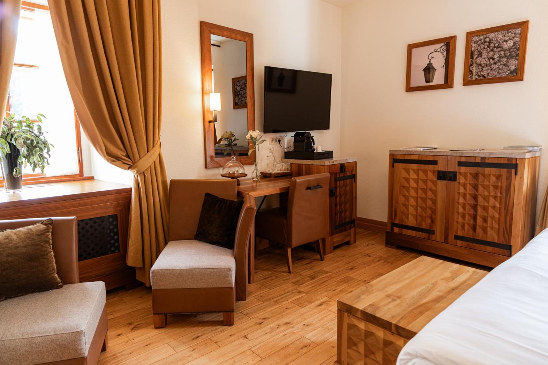 Hotel Grad Otocec - Relais Chateaux Стая снимка